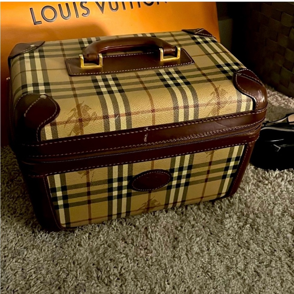 Burberry Travel Luggage